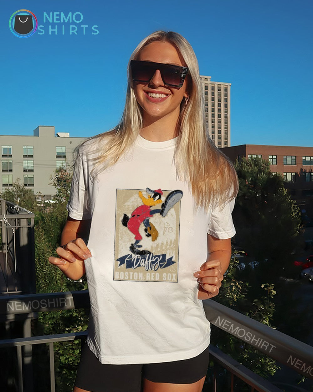 Daffy duck Boston Red Sox shirt