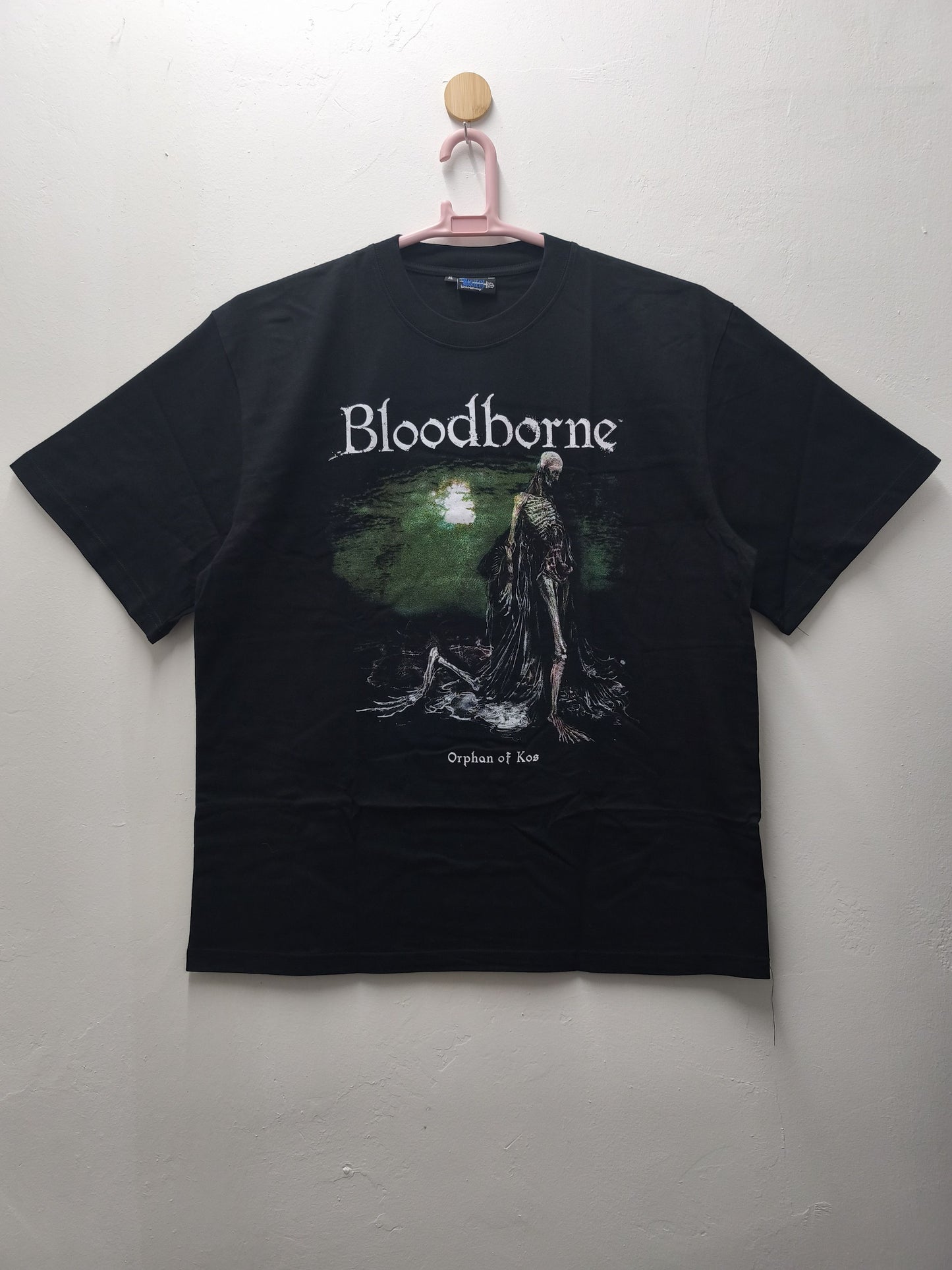 Playstation Bloodborne Orphan Kos Unisex T-shirt, Sweatshirt, Hoodie (1)