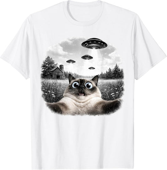 Cat Selfie UFO Alien Funny Surprised Scared Siamese Dad Mom T-Shirt