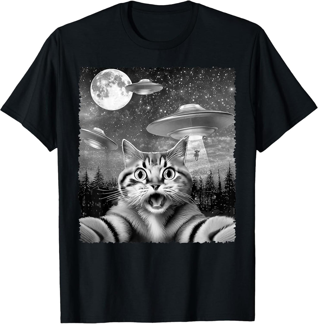 Funny Scared Selfie Cat with Alien UFOs Gift Store