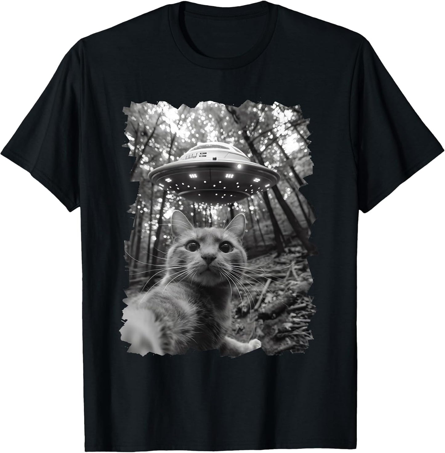 Funny Cat UFO, Funny Alien Cat Selfie UFO for Cats Lovers T-Shirt