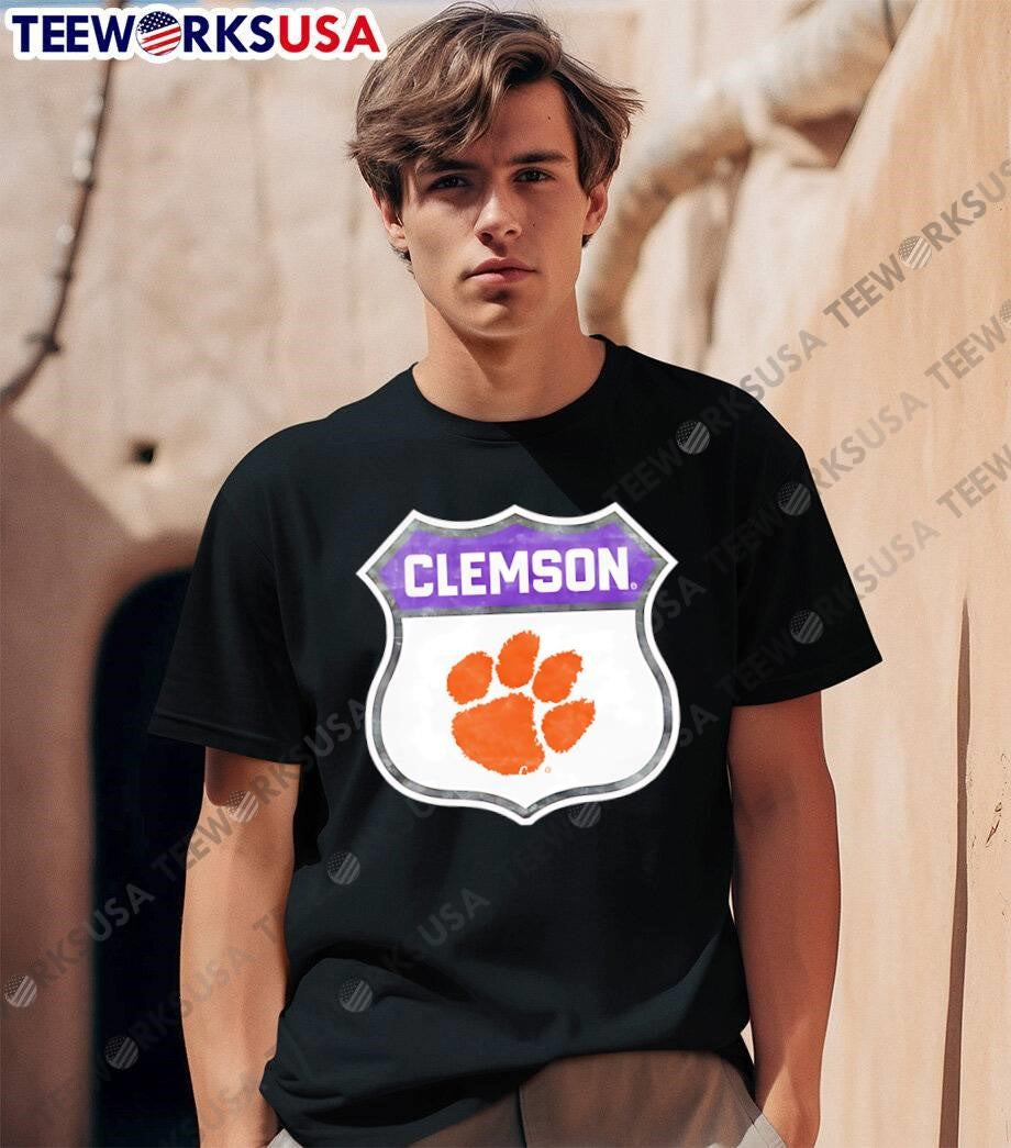 NCAA Clemson logo shirt