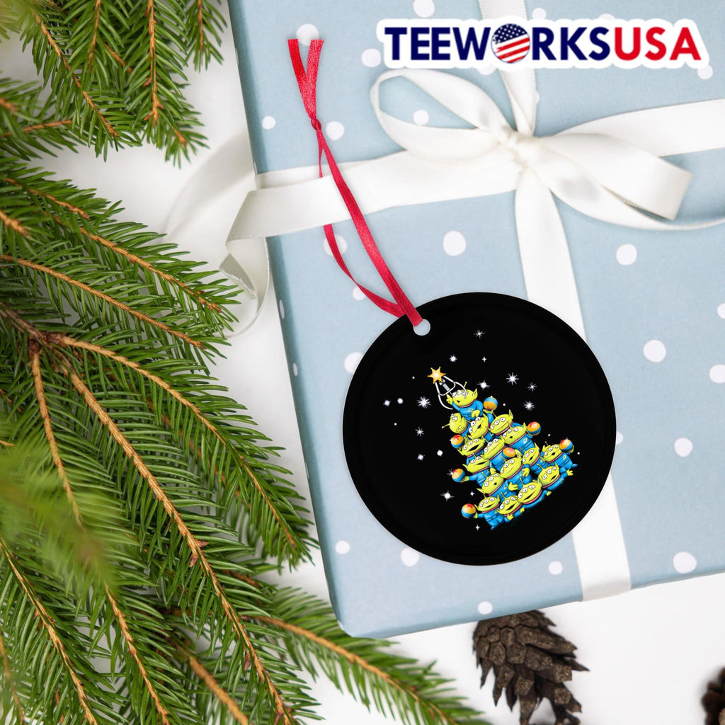 Ohh The Claw-mas Tree Shirt