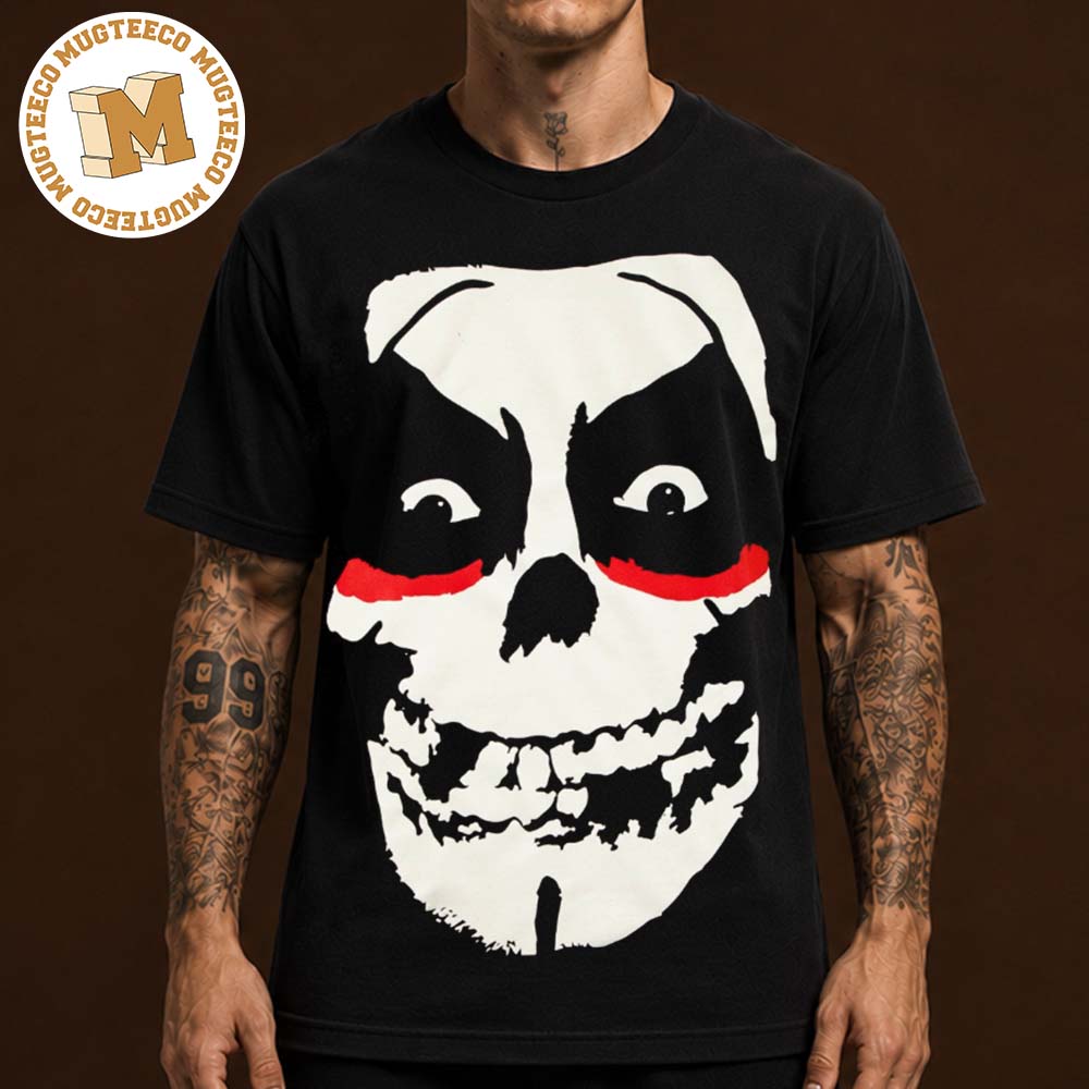 The Misfits X Danhausen Merch Tee Face Graphic Danhausen Unisex Black- T-Shirt