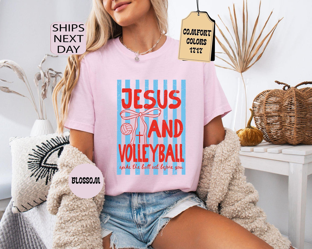 Comfort Colors Jesus Volleyball Christian Volleyball Mom (2)