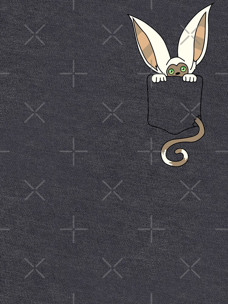 Momo in pocket by Roze Quartz