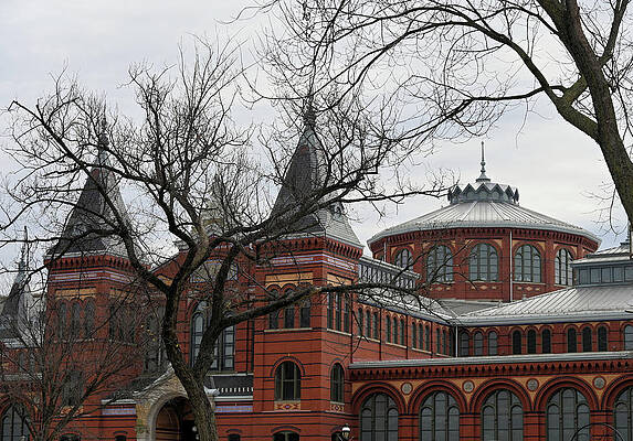 Smithsonian Castle In Washington Dc Usa In Winter Print