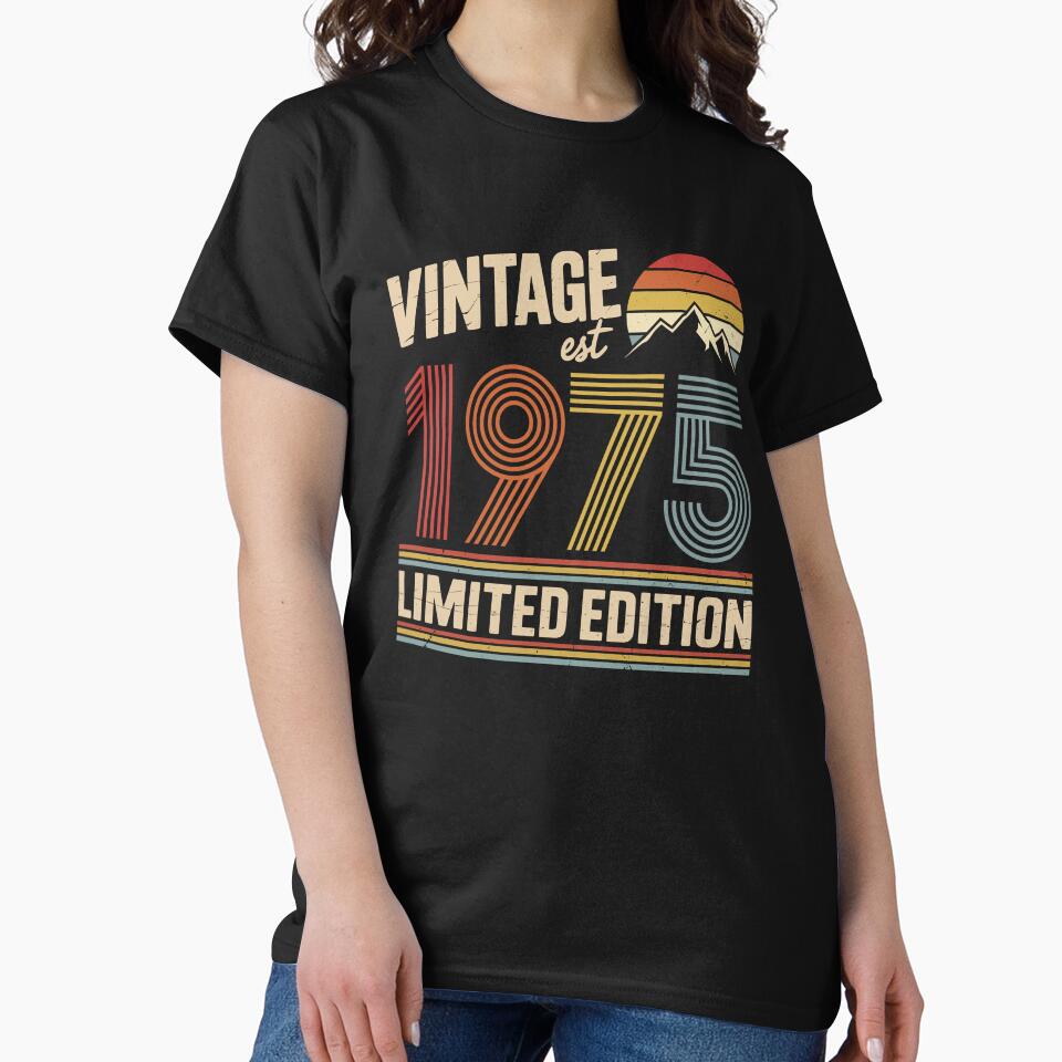 Vintage 1975 Birthday : 51st Birthday Retro Gift, fifty One Gift Idea, 51th Birthday Gift, Vintage 1975 Birthday by Merchall  store