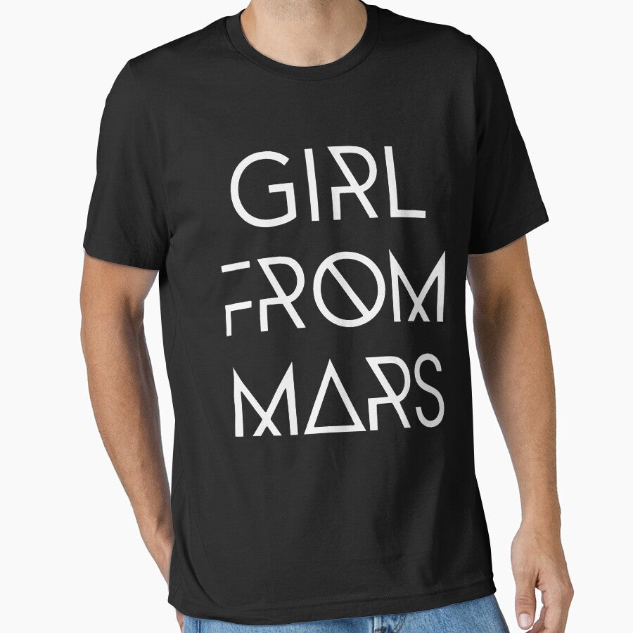 Girl from mars by LisaHinchberger