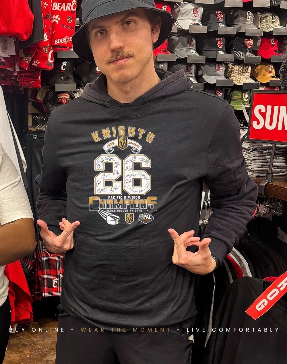 Golden Knights 2026 Pacific Division Champions 39-26-17 signatures shirt