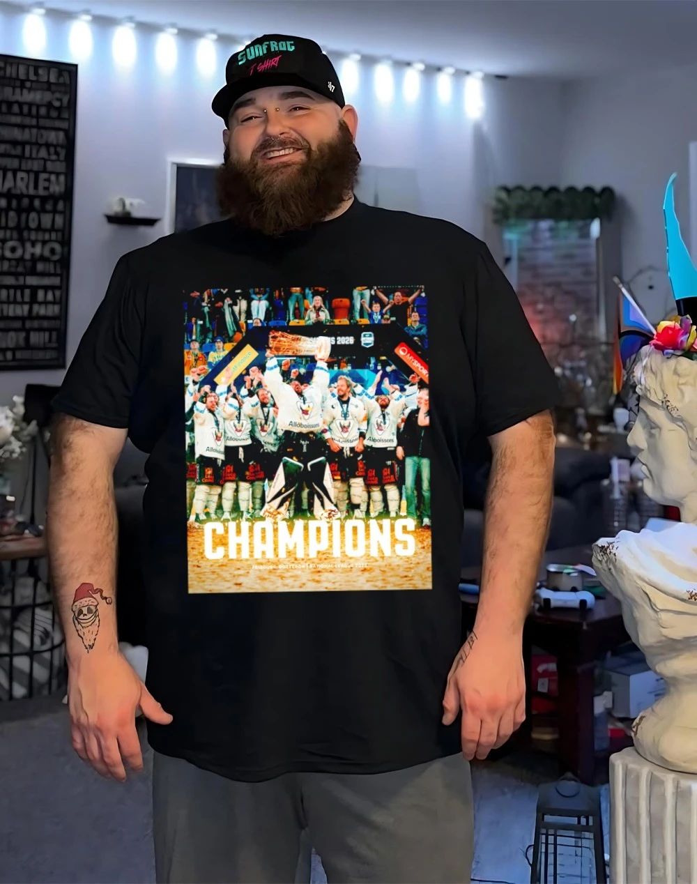 Fribourg-Gottéron 2026 Champions poster shirt