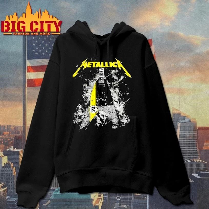 Metallica M72 World Tour Art Hetfield M72 Vulture Pop-Up Shirt