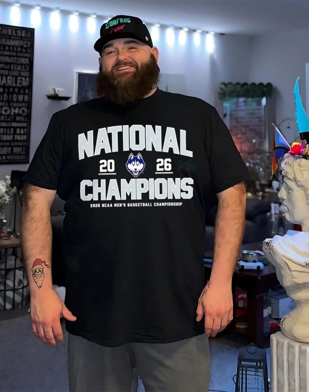 UConn Huskies women’s basketball won the 2026 National Champions shirt
