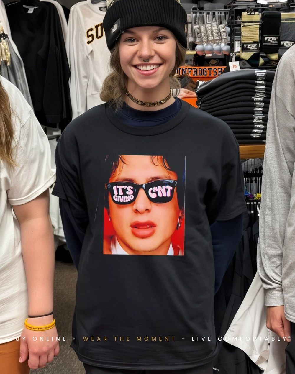 Hudson it’s giving cnt Sunglasses shirt