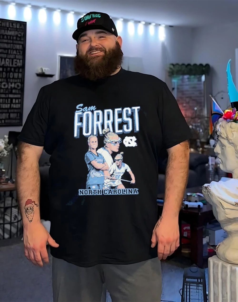 Sam Forrest UNC Illustrated shirt