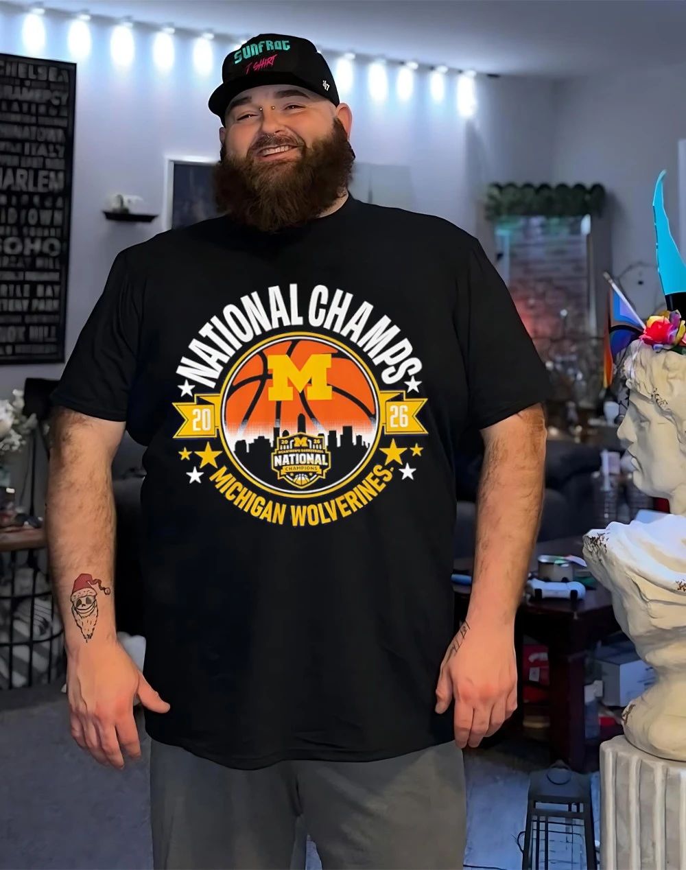 Michigan Wolverines MBB 2026 National Champions Circle shirt