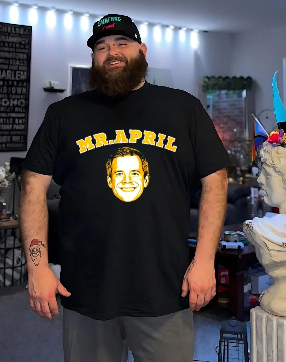 Michigan Wolverines Mr.April big head shirt