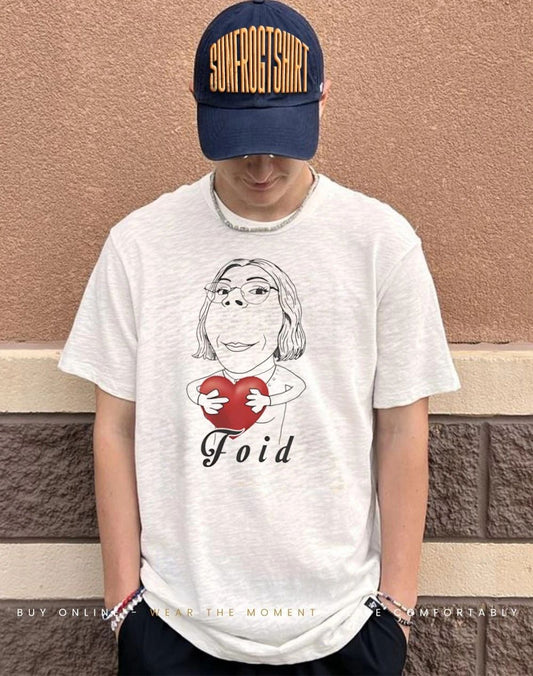 Foid Girl holding heart meme shirt