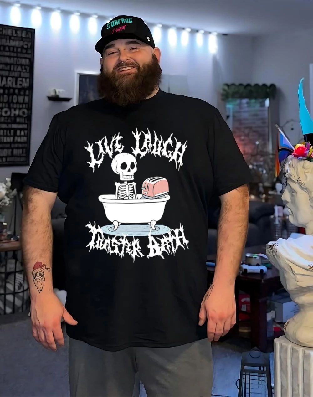 Skull live laugh toaster bath shirt