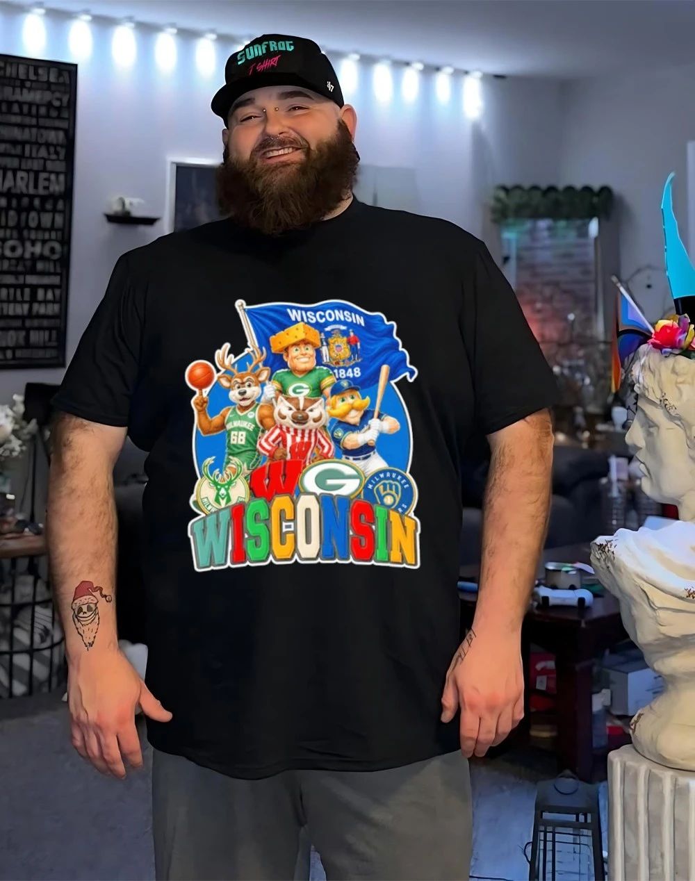 Wisconsin sports mascot squad flag shirt