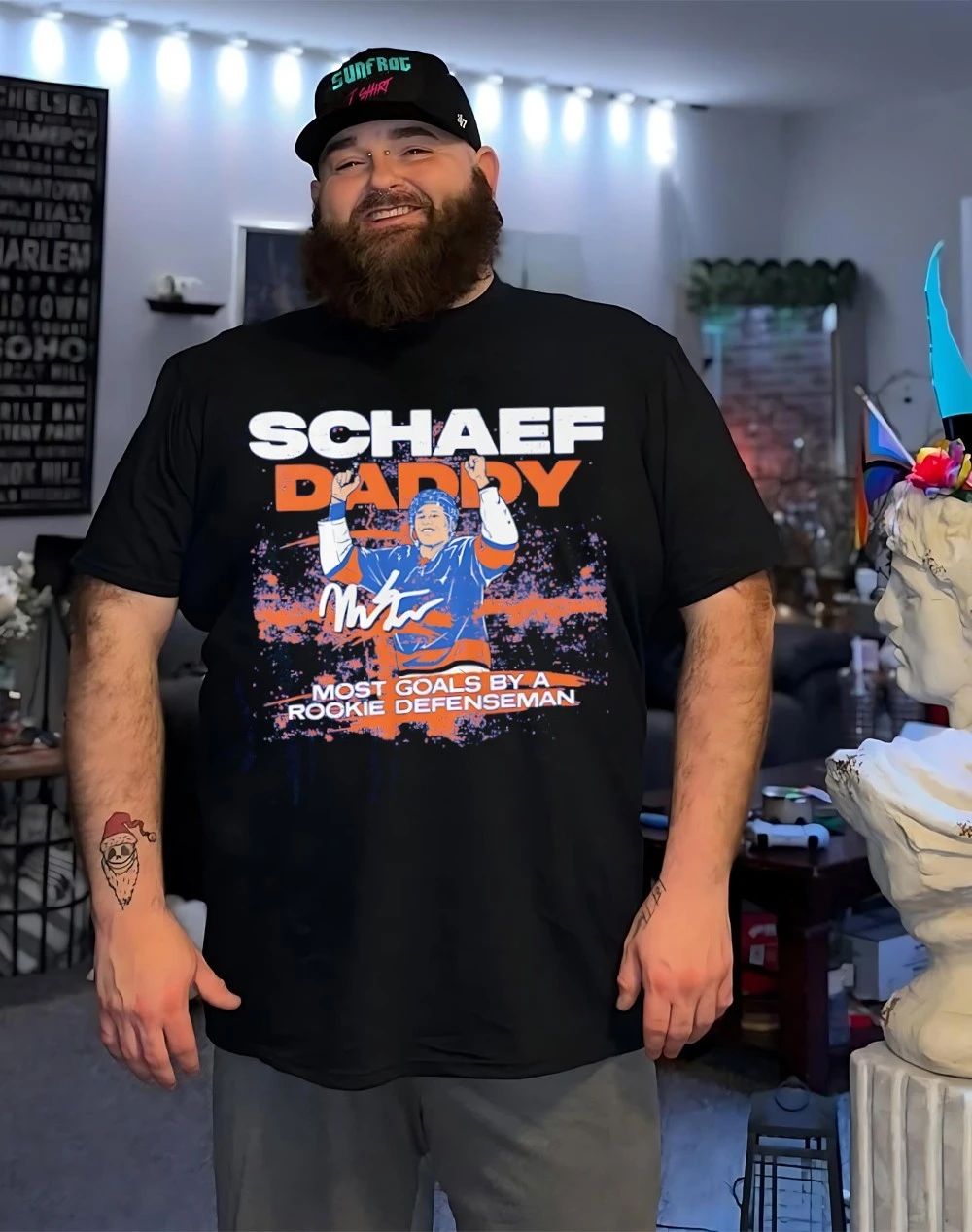 Matthew Schaefer Rookie Defenseman Goal Record signature shirt