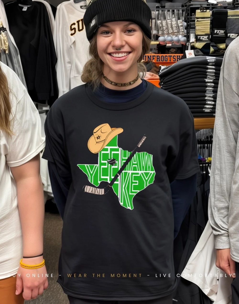 Yee hawkey Texas hockeys by you shirt