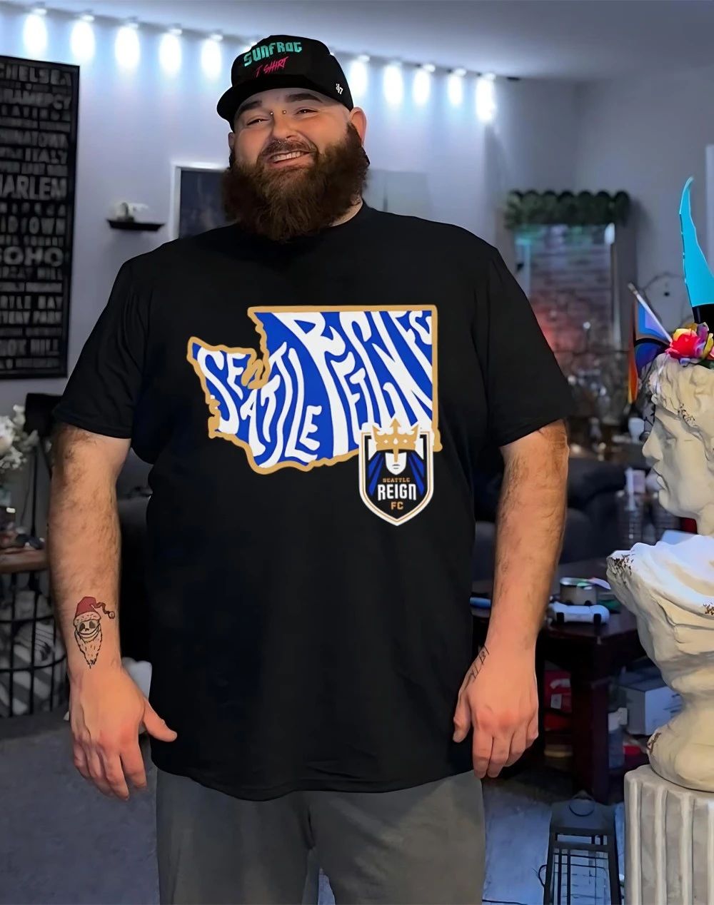Seattle Reign FC Groovy State graphic shirt