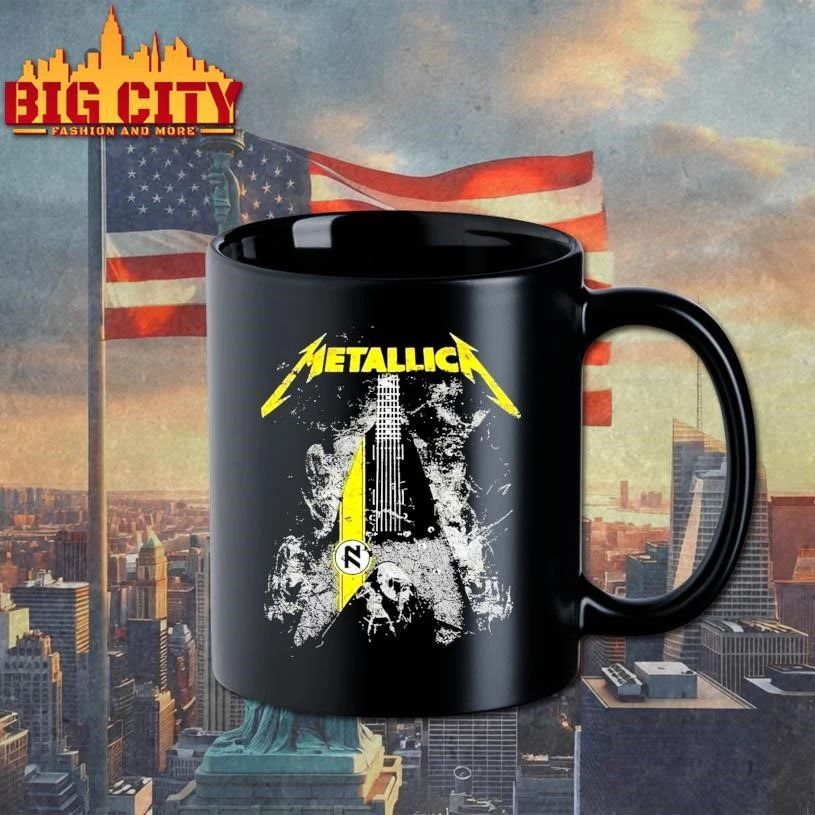 Metallica M72 World Tour Art Hetfield M72 Vulture Pop-Up Shirt