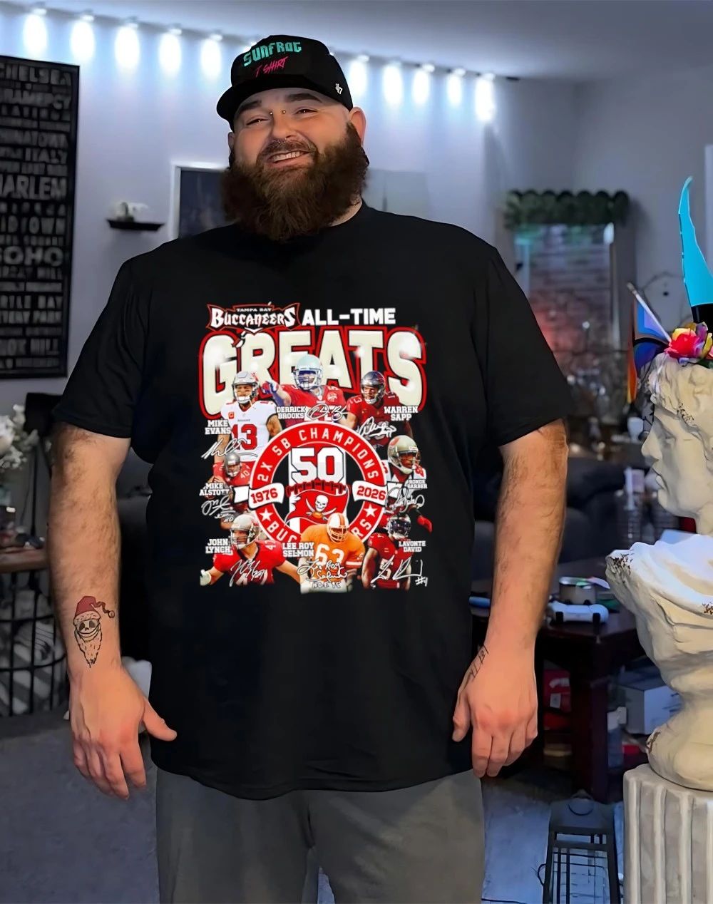 Tampa Bay Buccaneers All-Time Greats signatures shirt