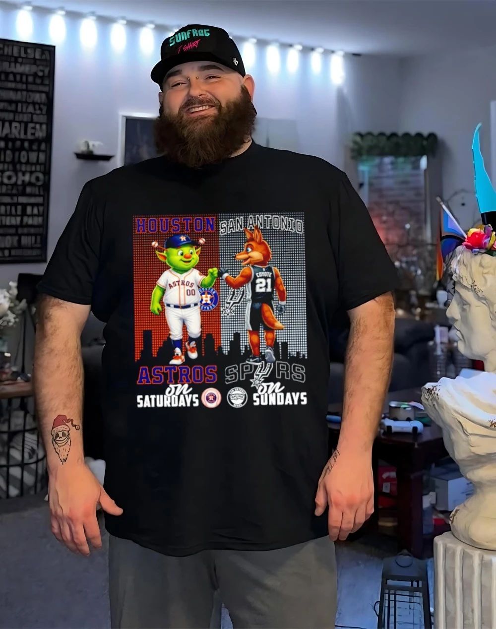 Houston Astros on saturdays vs San Antonio Spurs on sundays city skyline shirt