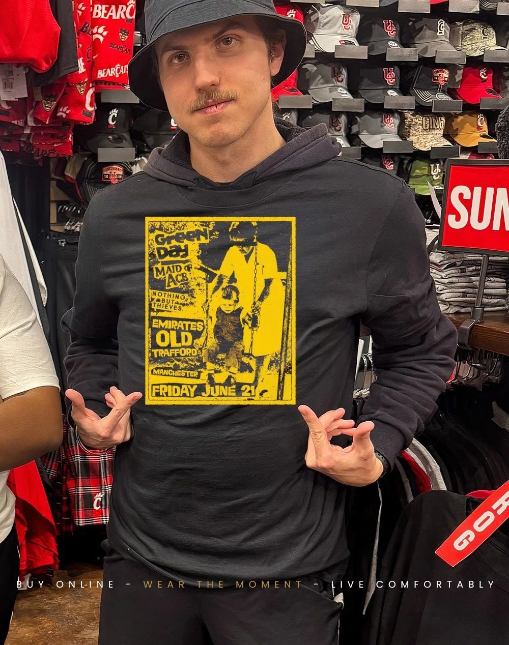 Green Day made of ace nothing but thieves emirates old trafford shirt