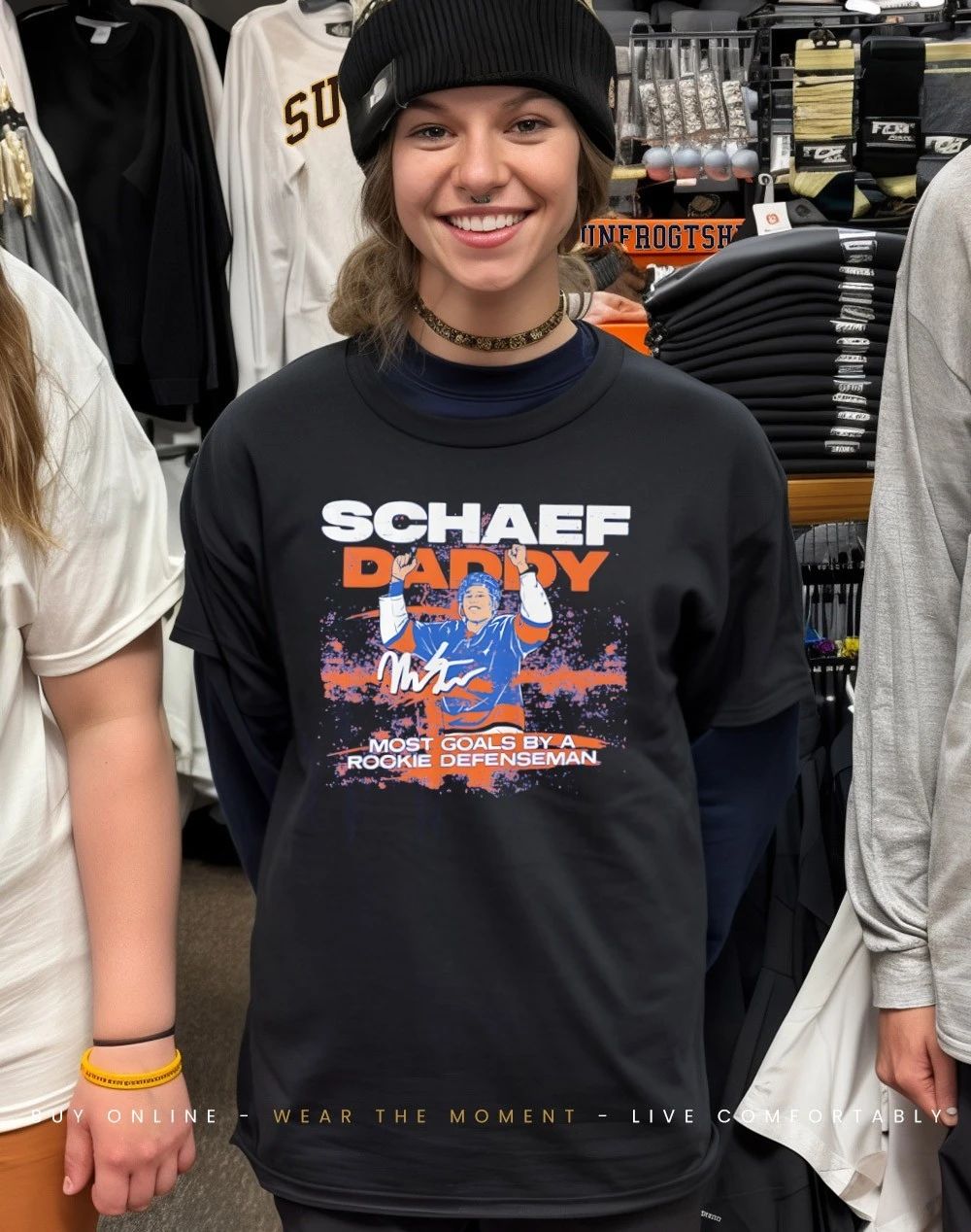 Matthew Schaefer Rookie Defenseman Goal Record signature shirt