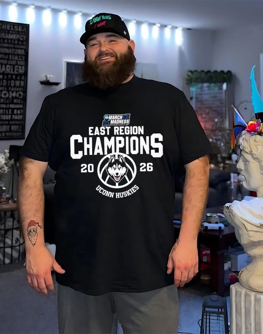UConn Huskies March Madness East Region Champions 2026 shirt