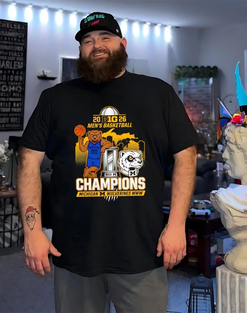 Michigan Wolverines Big Men’s Basketball Champions 2026 mascot trophy shirt