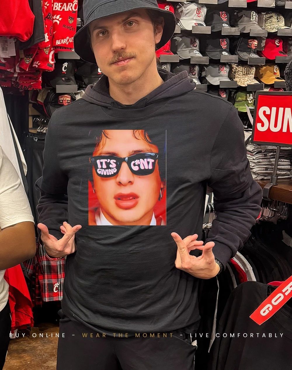 Hudson it’s giving cnt Sunglasses shirt