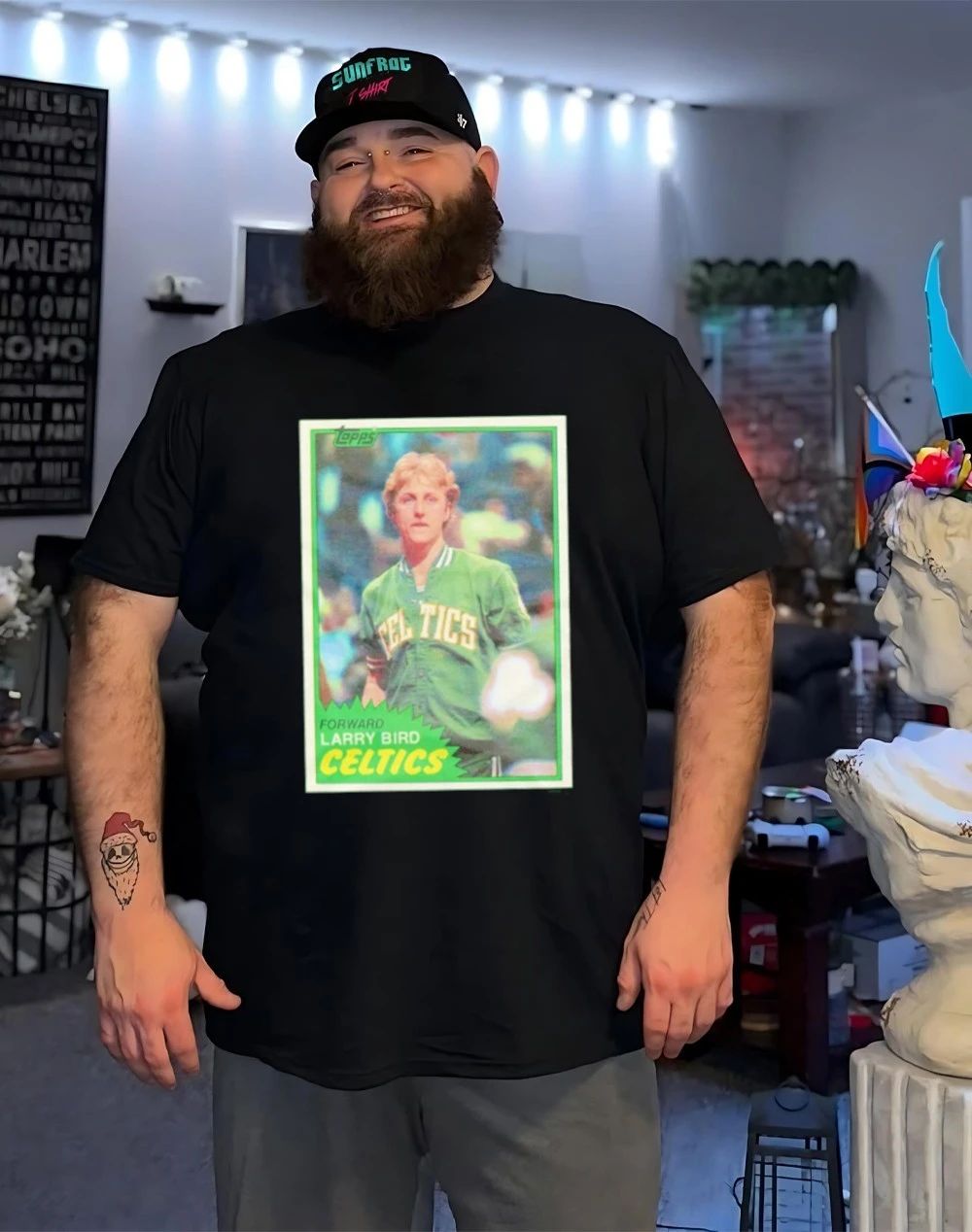 Larry Bird Boston Celtics 1981 Topps Basketball Card shirt