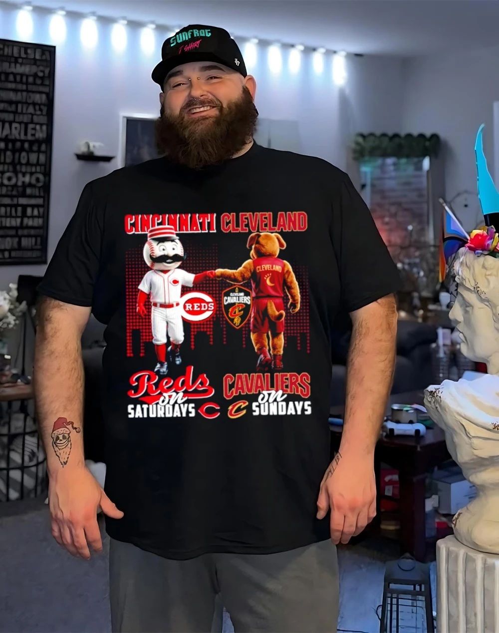 Cincinnati Reds on saturdays vs Cleveland Cavaliers on sundays city skyline shirt