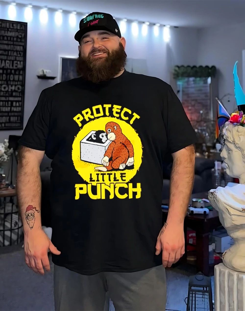 Protect little punch Monkey cartoon shirt